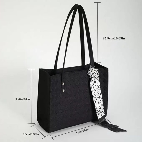 Black Quilted Felt Scarf Decor Bag Purse - Picture 9 of 10